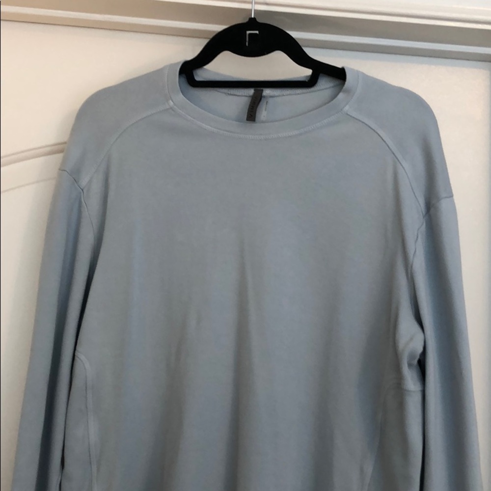 Sweatshirt - Picture 2 of 3